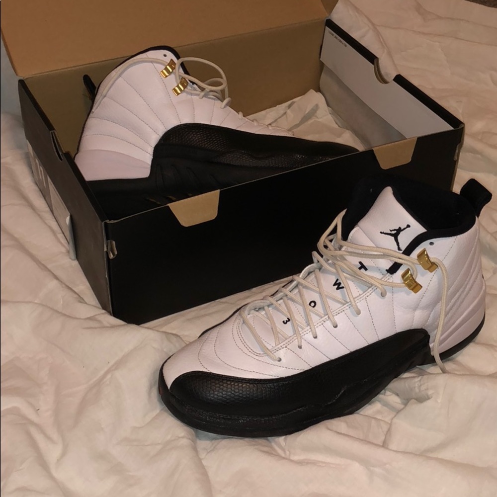 NIKE AIR JORDAN RETRO 12 TAXI